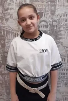 Из одной семьи - двое с полным статусом  - 8uv00-177if.webp