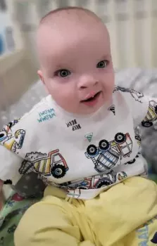 Покажите анкеты ребеночка до 5 лет любого пола  - a2el7-y30r.webp