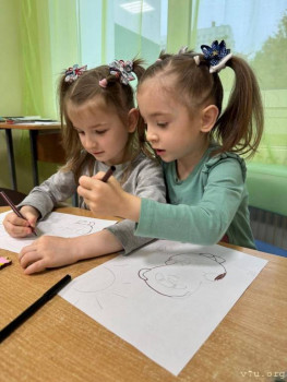 Четверо из Питера - image.jpg