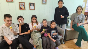 Октябрина, Дарина, и Александр, Магаданская область - EiFLoZNTK_EMw-B0MVEXJSB6Q0haWUWf4dpXyqRuSNBKjeDCtLSxer_UWEW7ACz6DMgeeST-PBocUndWFix1rocQ.jpg