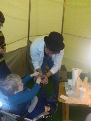 Делаем лизуна.