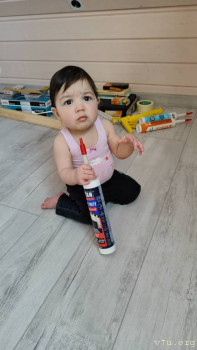 Забыла про старое фото. Гвозди. Пока жидкие. Для тех, кто читал тему)))