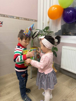 Почти двойняшки Богдан и Алёнка Санкт-Петербург  - image.jpg