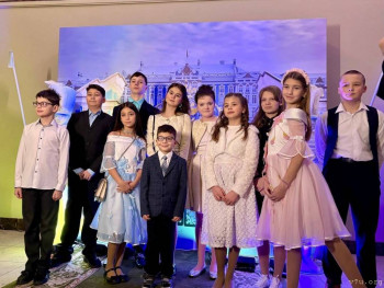 Чудо-малыш из Питера. И две сестры - image.jpg