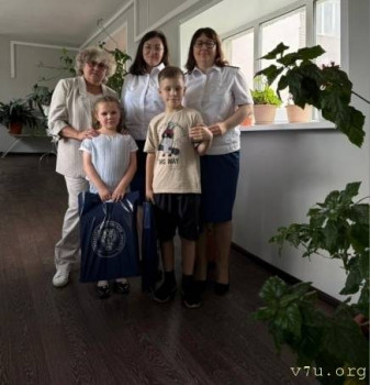 Отличница, красавица - улыбчивая Анечка, несколько месяцев в дд - image.jpg