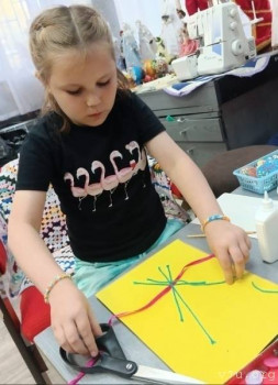 Отличница, красавица - улыбчивая Анечка, несколько месяцев в дд - image.jpg