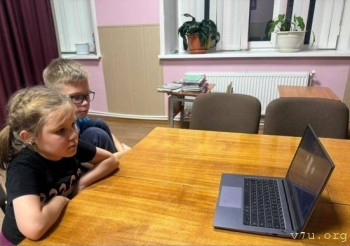 Отличница, красавица - улыбчивая Анечка, несколько месяцев в дд - image.jpg