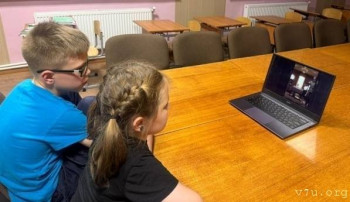 Отличница, красавица - улыбчивая Анечка, несколько месяцев в дд - image.jpg