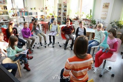 Бесплатные «Уроки доброты» от фонда «Дарящие надежду» - 10675772_756423777777369_3405420958230527774_n.jpg