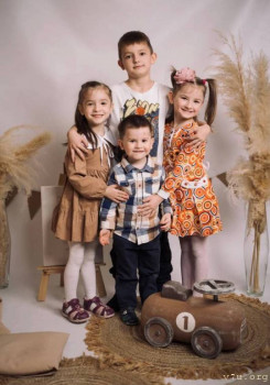 Четверо из Питера - image.jpg