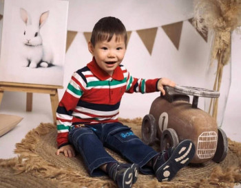 Почти двойняшки Богдан и Алёнка Санкт-Петербург  - image.jpg