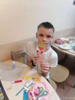 Максимилиан ждет родителей. Лен.область.2017гр - image.jpg