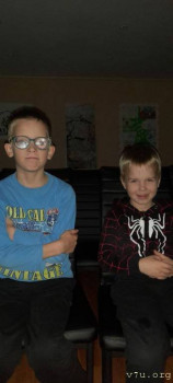 Максимилиан ждет родителей. Лен.область.2017гр - image.jpg