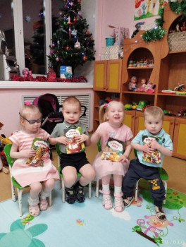 Малыши Ярик и Милана - image.jpg