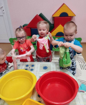 Малыши Ярик и Милана - image.jpg