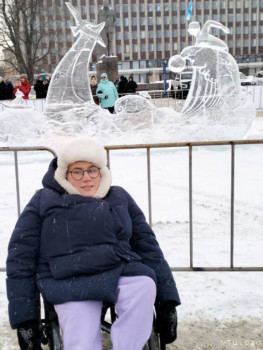 Мирослава может стоять. 16 лет - image.jpg