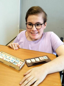 Мирослава может стоять. 16 лет - image.jpg