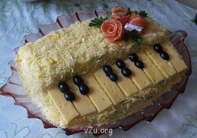 Праздничный стол - БЕЛЫЙ РОЯЛЬ.jpg