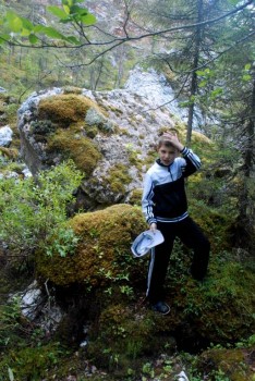 Комары в конце июня-начале июля жрут просто нещадно, без репелентов в лес лучше не соваться