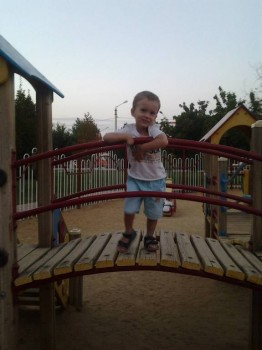 это Давидик вчера на прогулке