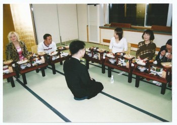 Вот зять  у родственников  просит разрешения жениться по обычаю(хотя  регистрация  была  в России и он до нашего приезда на основании русского свидетельства о браке  сам зарегистрировал свой брак  с Натальей)