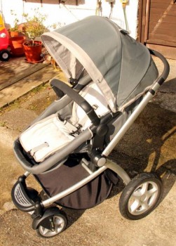 Отдам коляску Москва  - mothercare.JPG