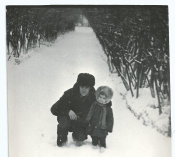 С папой  на  прогулке