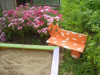 Украшения для участка - лавочка.jpg