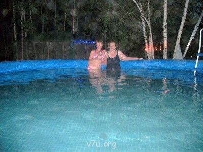 Это теплой летней ночью 2010