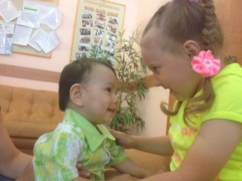 Солнечного настроения тем, кто ищет своих детей  - встреча.jpg