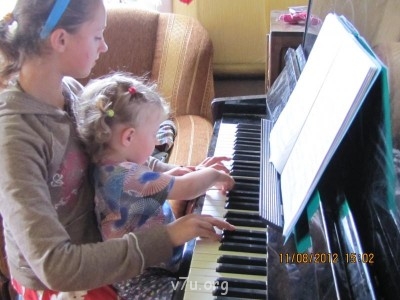 Игра в 4 руки....