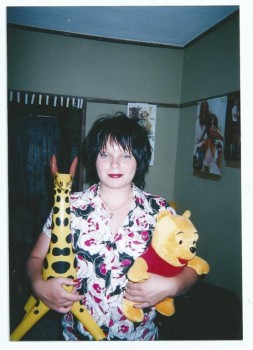 В  своей квартире  игрушек  куча