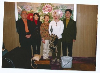 Это после вечера  где  родственники собрались по поводу  их  свадьбы .Это вся  Натальина  семья