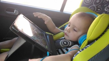 Солнечного настроения тем, кто ищет своих детей  - осваиваем планшет.jpg