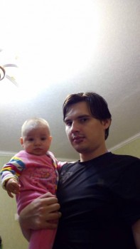 Солнечного настроения тем, кто ищет своих детей  - Со старшим братом.jpg