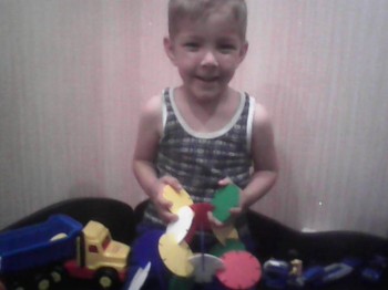 Солнечного настроения тем, кто ищет своих детей  - поправился на 2 кг.jpg