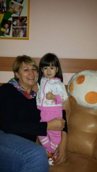 Солнечного настроения тем, кто ищет своих детей  - арина с мамой1.jpg