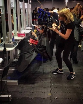 в процессе работы.