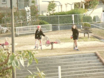 Девы  с  подарками