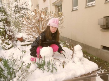 И снег  там тоже бывает...Правда редко