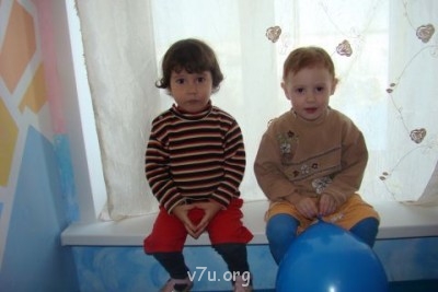 Двойняшки и их мамашки и папашки - DSC08575.JPG