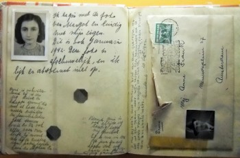 Что посмотреть и почитать девочкам от 6 до 100 лет - Страницы 30-31.jpg