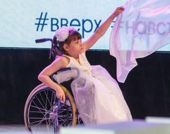 Малыши из Томска - танец2.jpg