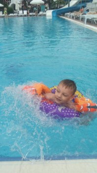 Солнечного настроения тем, кто ищет своих детей  - год прошел6.jpg