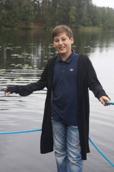 Эту девочку зовут Елизавета - sQ-7MSjRDv0.jpg